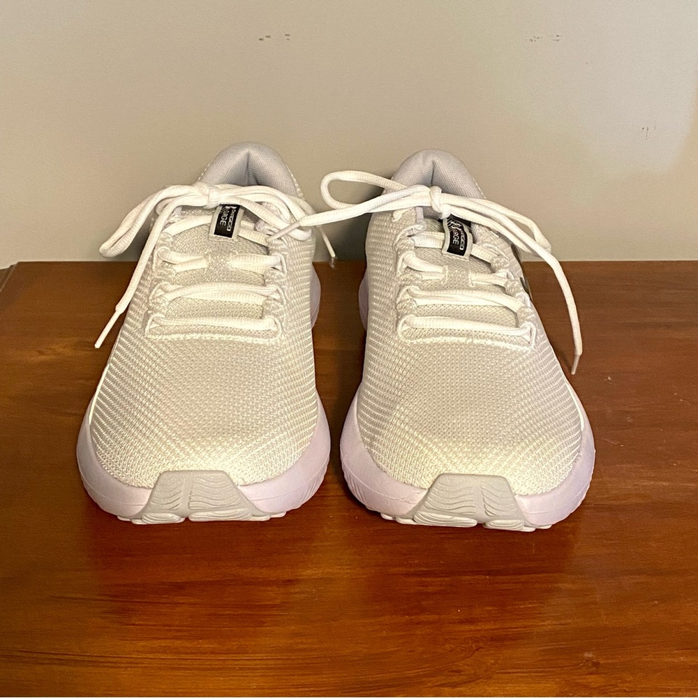 Under Armour Charged Surge 4 Running Shoes NIB - Picture 7 of 15